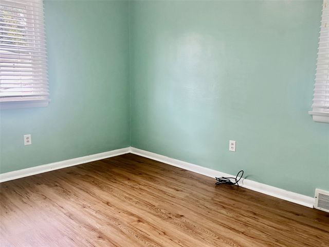337 E 37TH Street, Erie, PA 16504
