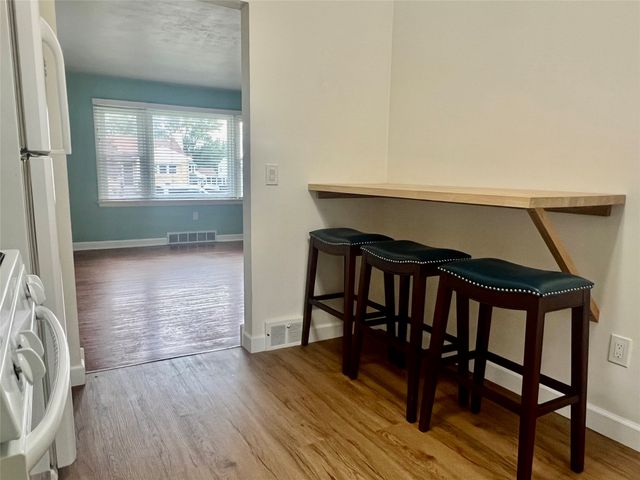 337 E 37TH Street, Erie, PA 16504