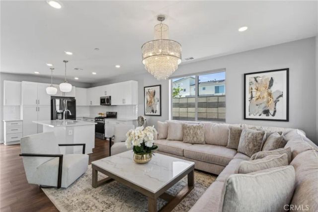 3661 S Nexa Paseo, Ontario, CA 91761