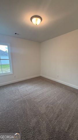 670 Belfast Loop 187, Ellabell, GA 31308