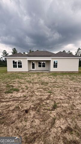 670 Belfast Loop 187, Ellabell, GA 31308