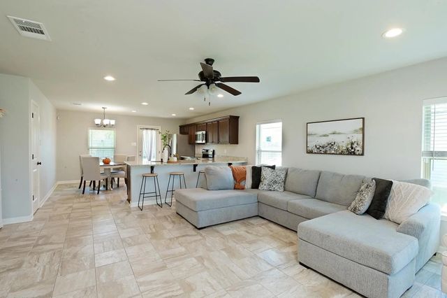 234 Colony Station, Thibodaux, LA 70301