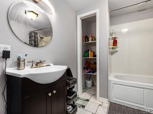 830 Aguilar Dr, Pueblo West, CO 81007