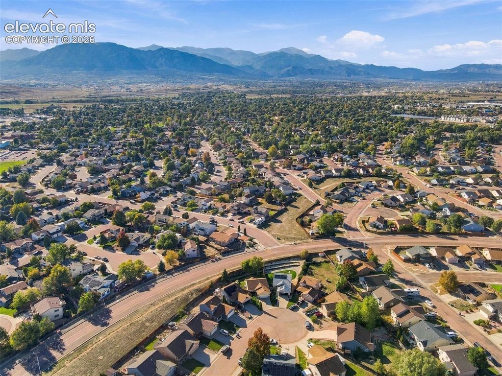 1040 Red Brooke Drive, Colorado Springs, CO 80911 — photo 4