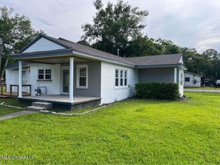 3536 Lawrence Street, Moss Point, MS 39563