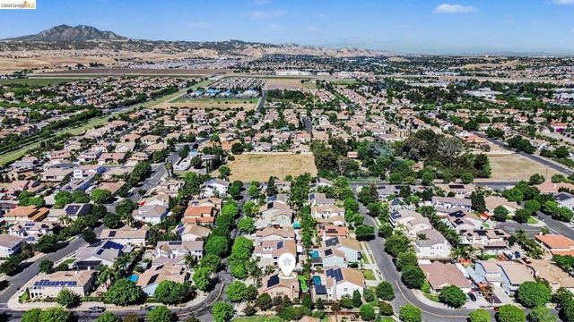 1637 Lillian St, Brentwood, CA 94513