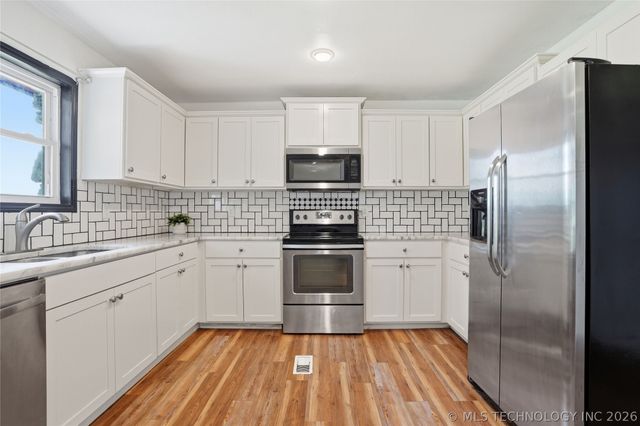 11123 S Oologah Road, Oologah, OK 74053