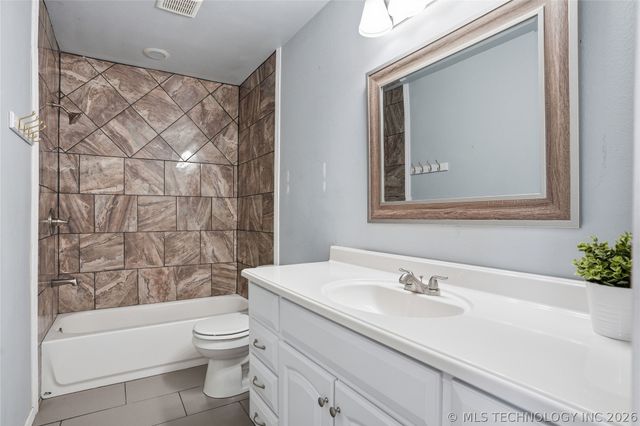 11123 S Oologah Road, Oologah, OK 74053