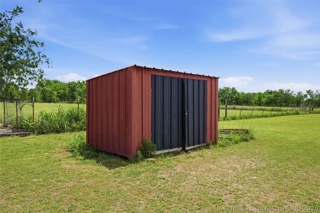 11123 S Oologah Road, Oologah, OK 74053