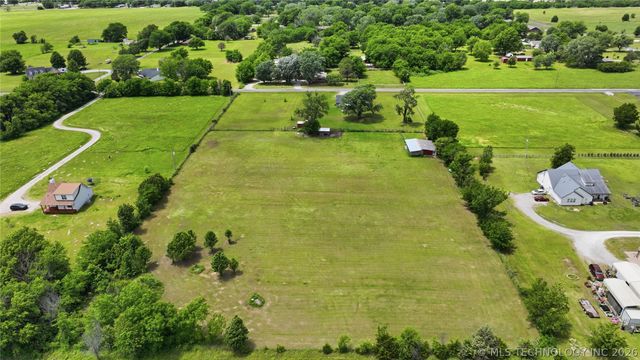11123 S Oologah Road, Oologah, OK 74053