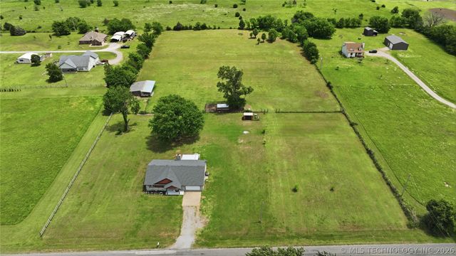 11123 S Oologah Road, Oologah, OK 74053