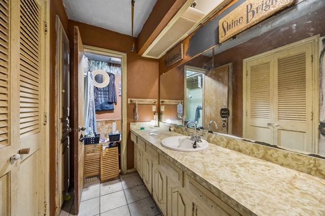 3060 Kiestridge Drive, Dallas, TX 75233
