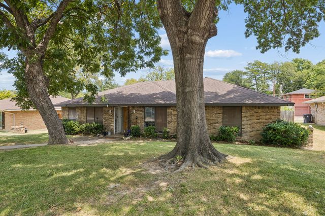 3060 Kiestridge Drive, Dallas, TX 75233