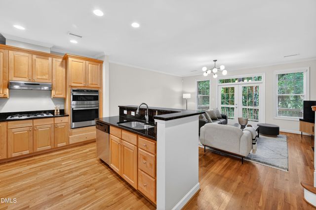 37 Abernathy Drive, Chapel Hill, NC 27517