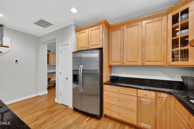 37 Abernathy Drive, Chapel Hill, NC 27517