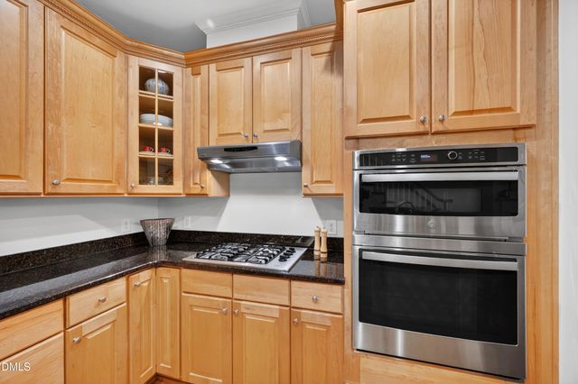 37 Abernathy Drive, Chapel Hill, NC 27517