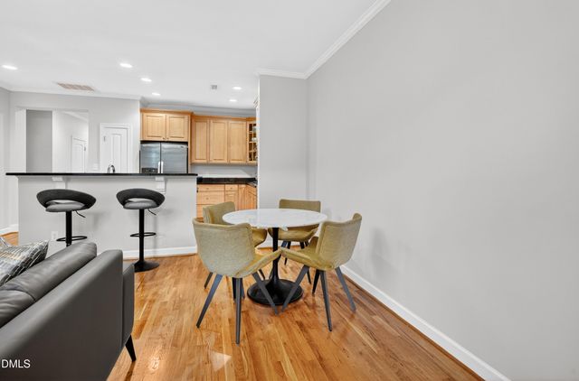 37 Abernathy Drive, Chapel Hill, NC 27517