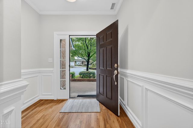 37 Abernathy Drive, Chapel Hill, NC 27517