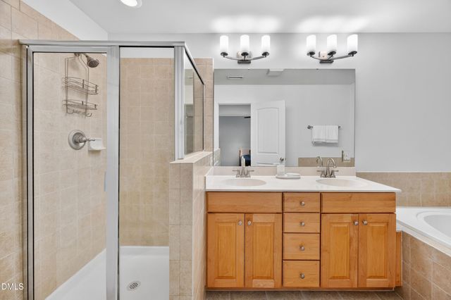 37 Abernathy Drive, Chapel Hill, NC 27517