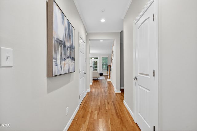 37 Abernathy Drive, Chapel Hill, NC 27517