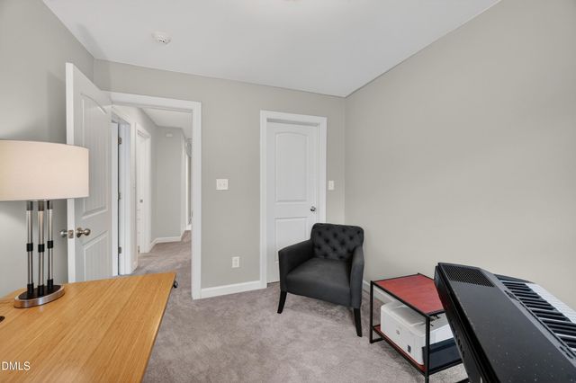 37 Abernathy Drive, Chapel Hill, NC 27517