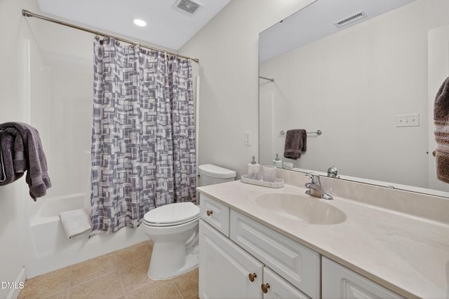 37 Abernathy Drive, Chapel Hill, NC 27517