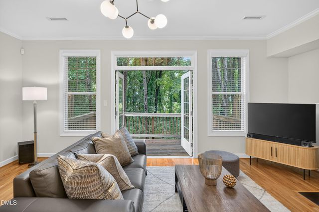37 Abernathy Drive, Chapel Hill, NC 27517