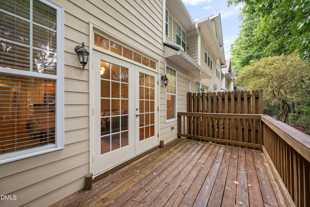 37 Abernathy Drive, Chapel Hill, NC 27517