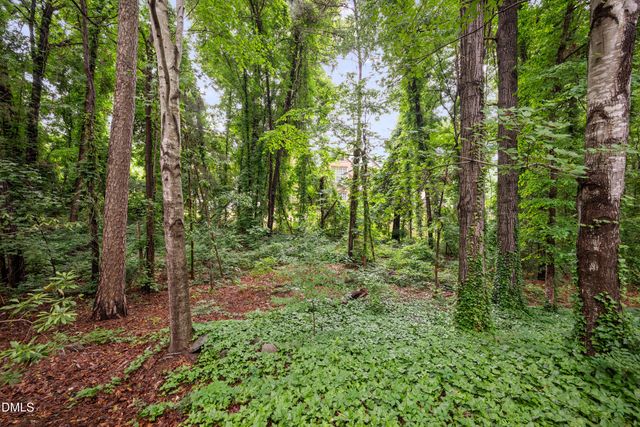 37 Abernathy Drive, Chapel Hill, NC 27517