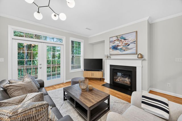37 Abernathy Drive, Chapel Hill, NC 27517