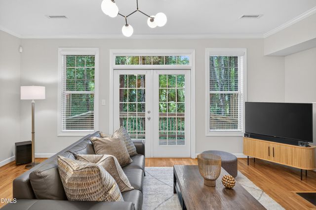 37 Abernathy Drive, Chapel Hill, NC 27517