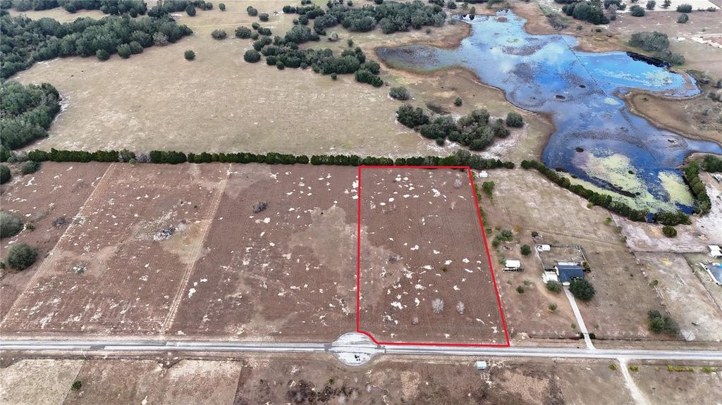 Image 8 of property listing at HAMMOCK GROVE ROAD, Groveland, FL 34736