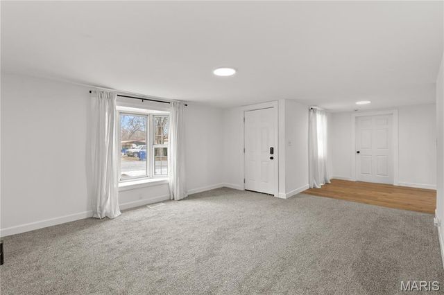 121 Western Avenue, Pacific, MO 63069