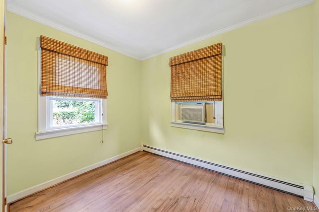 24 Oakcrest Avenue, Middle Island, NY 11953