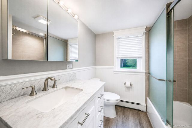 24 Oakcrest Avenue, Middle Island, NY 11953