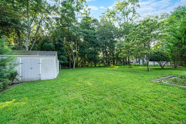 24 Oakcrest Avenue, Middle Island, NY 11953