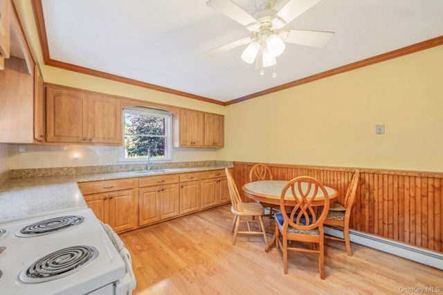 24 Oakcrest Avenue, Middle Island, NY 11953