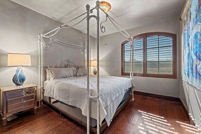5801 Mount Gainor RD, Dripping Springs, TX 78620