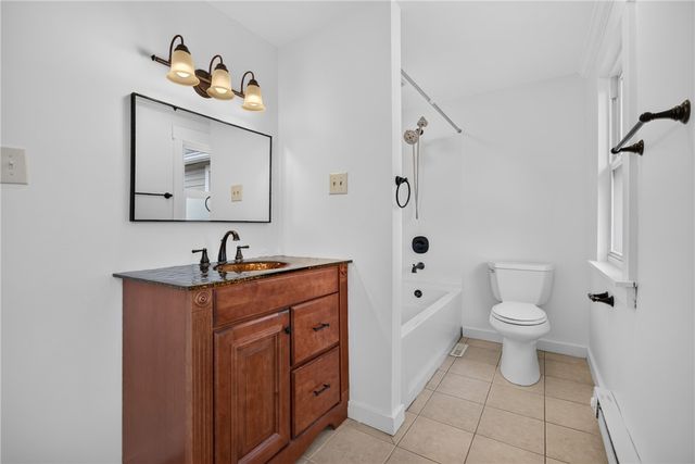 109 E Larkspur St, Munhall, PA 15120