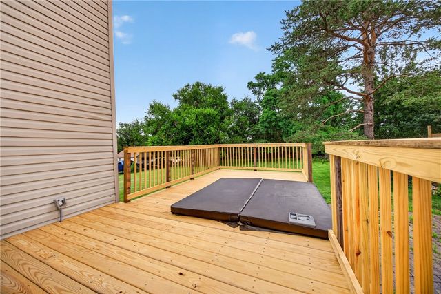 109 E Larkspur St, Munhall, PA 15120
