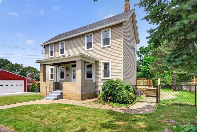 109 E Larkspur St, Munhall, PA 15120
