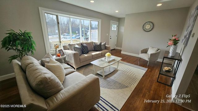 551 Park Avenue, Freehold, NJ 07728