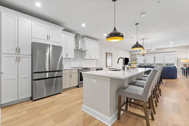 5211 Highpointe Lakes Drive, 7402, Westerville, OH 43081