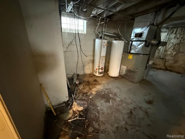 10403 Somerset Avenue, Detroit, MI 48224