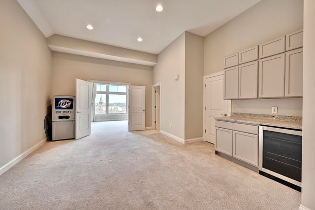 1172 Grays Peak, Covington, KY 41011