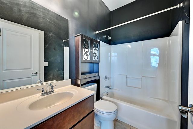 1172 Grays Peak, Covington, KY 41011