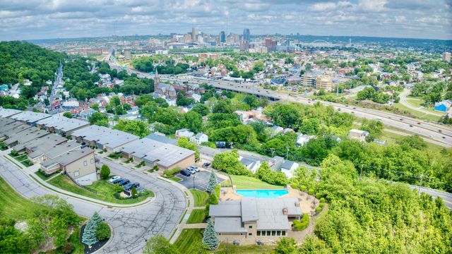 1172 Grays Peak, Covington, KY 41011
