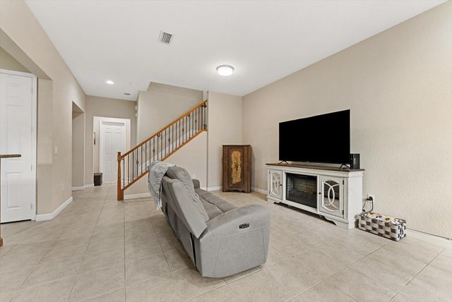 6013 NW 118th Drive, Coral Springs, FL 33076