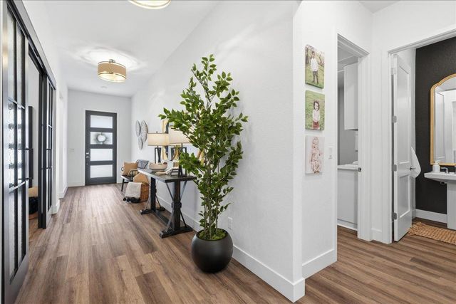 1384 Red Lake Way, Lincoln, CA 95648