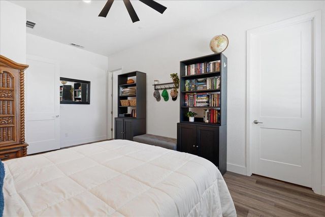 1384 Red Lake Way, Lincoln, CA 95648